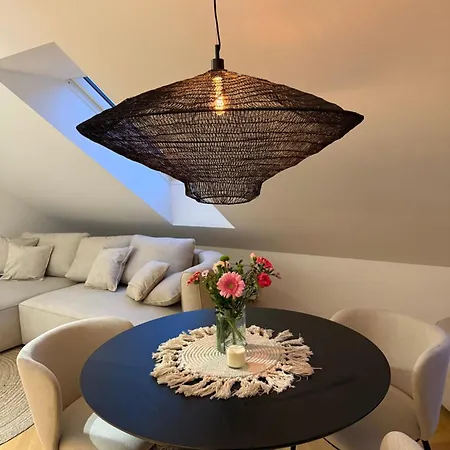 Luxury New With Balcony Steps From Wenceslas Square * Prága
