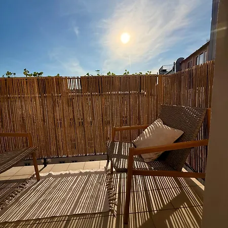 Apartman Luxury New With Balcony Steps From Wenceslas Square