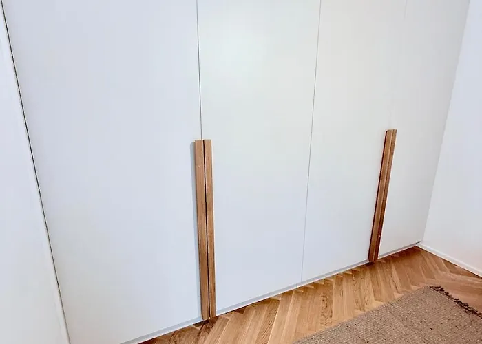 Apartment Luxury New With Balcony Steps From Wenceslas Square *