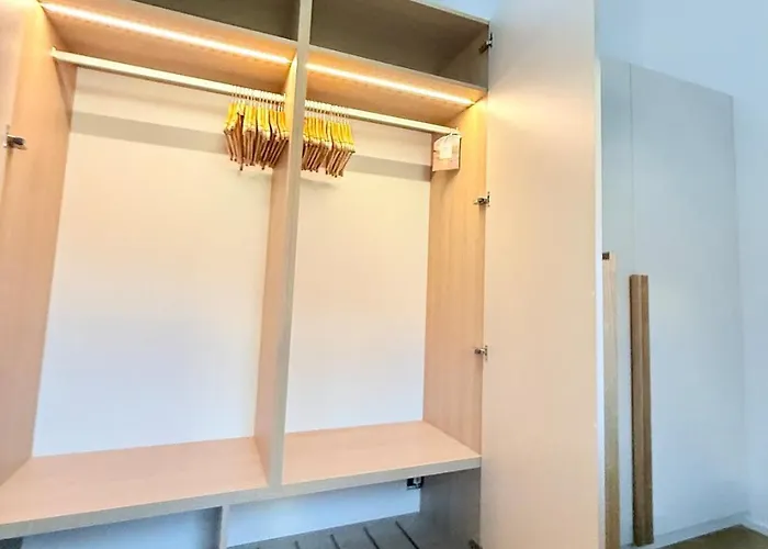 Luxury New With Balcony Steps From Wenceslas Square Apartment