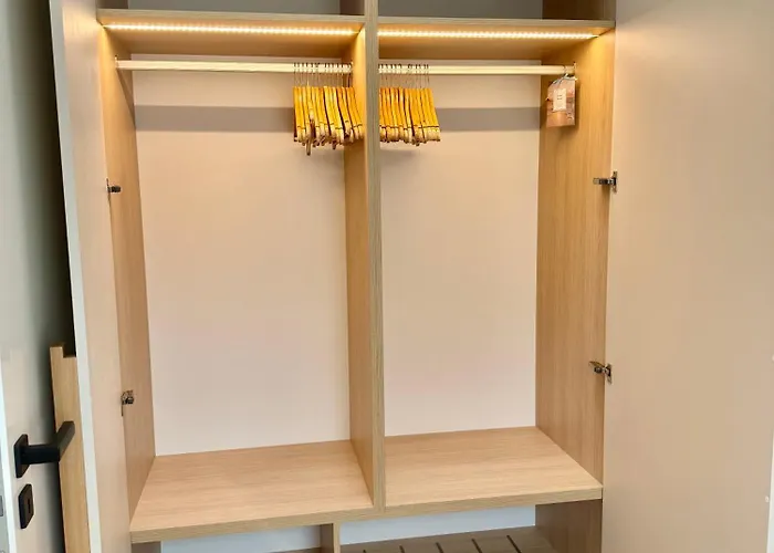 Apartment Luxury New With Balcony Steps From Wenceslas Square